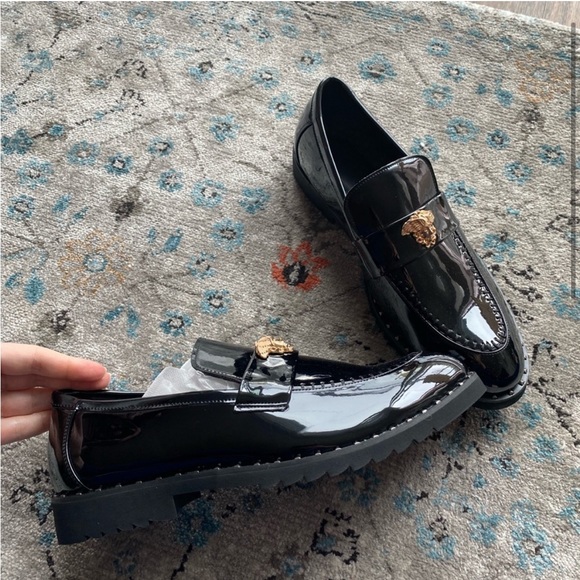 Medusa leather loafers - Mens - Black and Gold - Picture 4 of 7